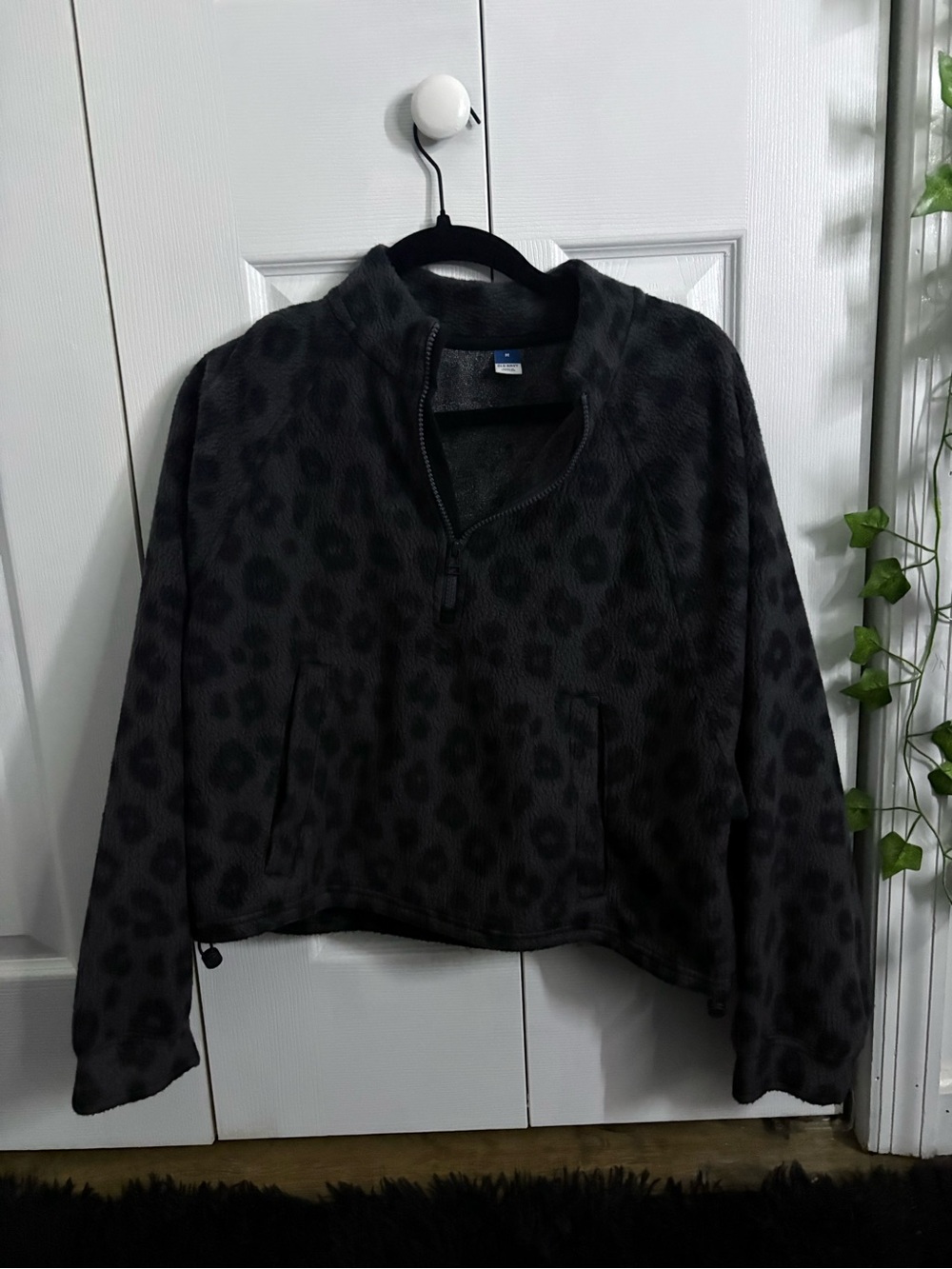 Old Navy Black Leopard-Print Quarter-Zip Teddy Jacket